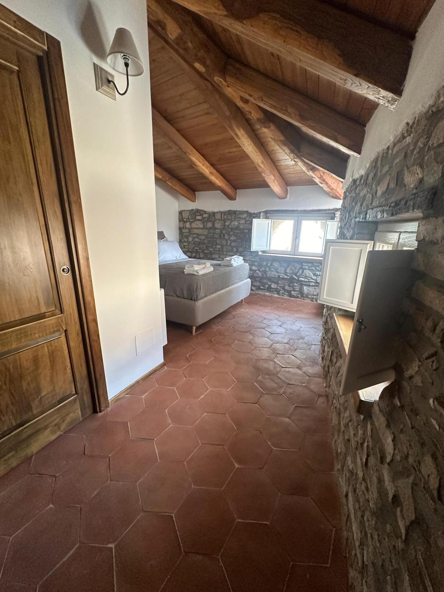 La Mansarda Bed and Breakfast Castellabate Buitenkant foto