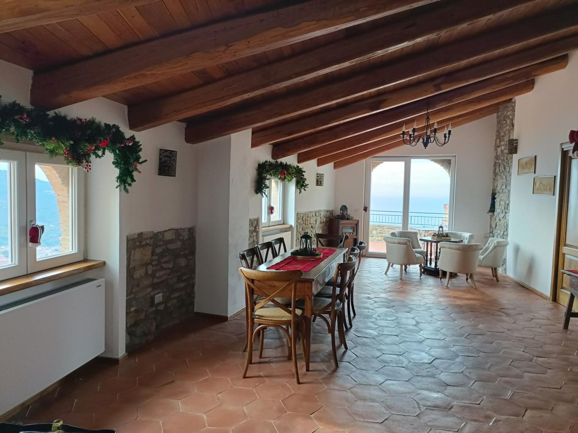 La Mansarda Bed and Breakfast Castellabate Buitenkant foto